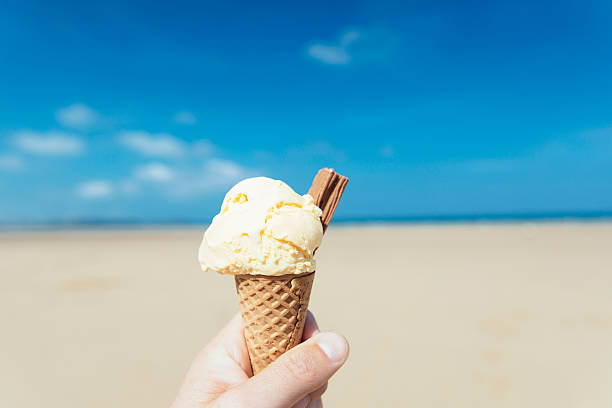 istock Ice Cream at the Beach 481968380