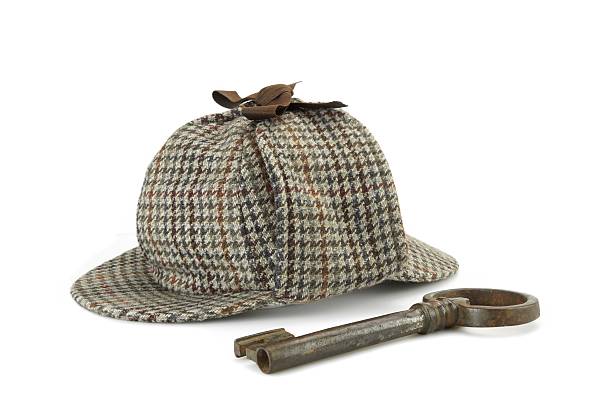 istock Famous Detective Deerstalker Cap And Old Vintage Big Key Isolated 481981348