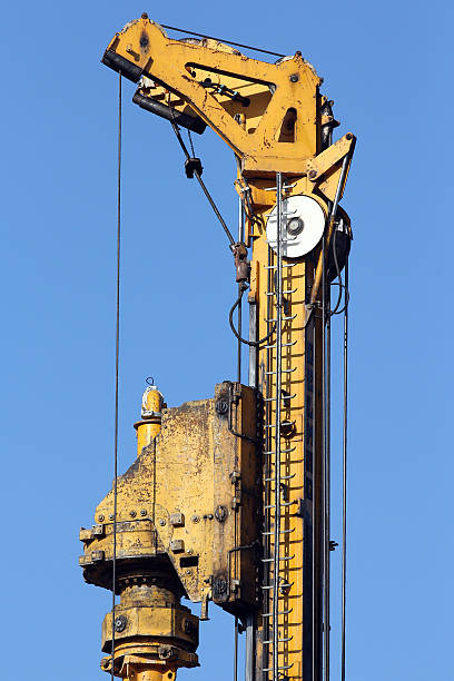 istock Head of pile nailing mashine 481987495