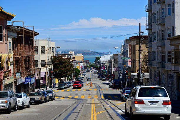 san francisco street - overhead cable car car usa avenue foto e immagini stock