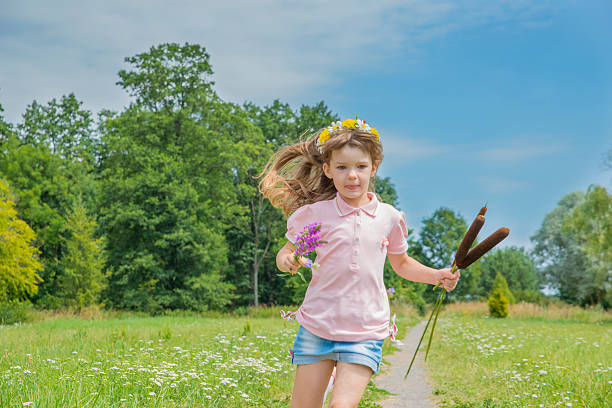 istock the girl running from a tsvetata 482004398