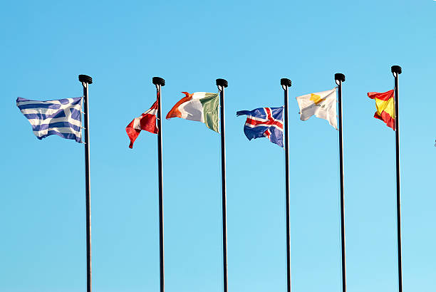 ヨーロッパの国旗 - national flag flag global communications sky ストックフォトと画像