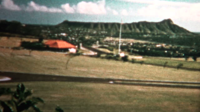 (8mm Vintage) 1955 Hawaii Diamondhead Undeveloped