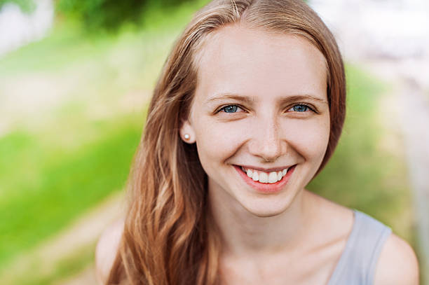 istock Summer girl portrait 482029110