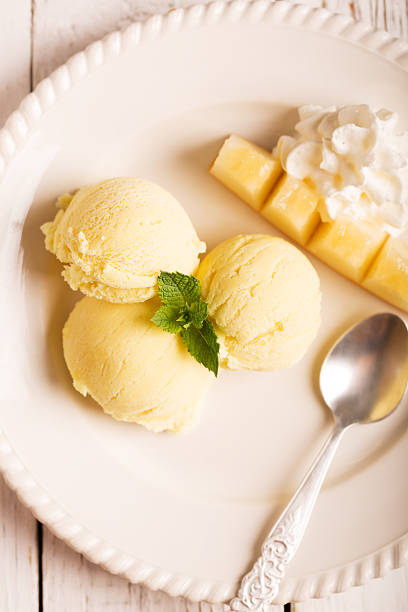 istock Tasty ice cream with mango 482049296