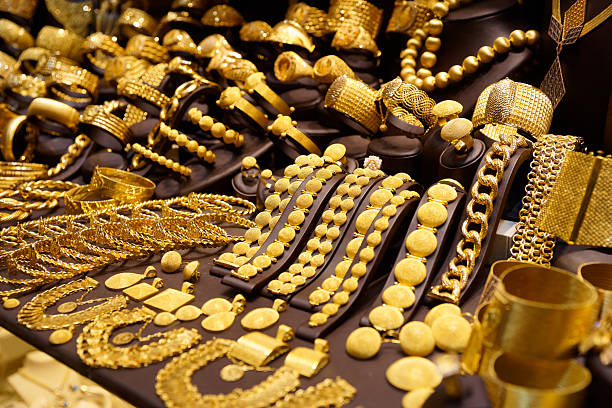 Window display of jewelry shop Window display of jewelry shop, asian bazaar fashion bazaar stock pictures, royalty-free photos & images