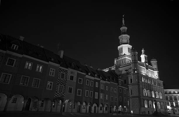 istock Tenements in Old Market at night 482058965