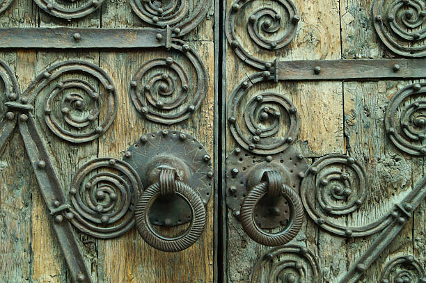 istock Detail iron old wooden set 482061144