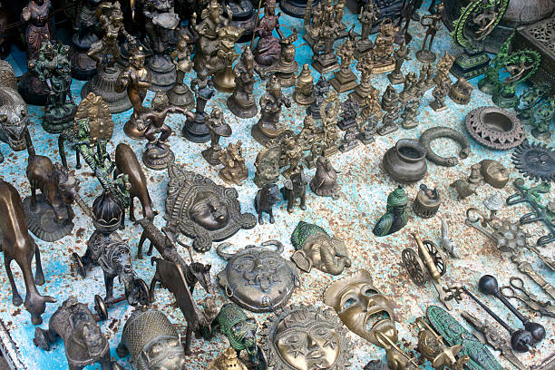 istock Bronze souvenirs for sale 482062597