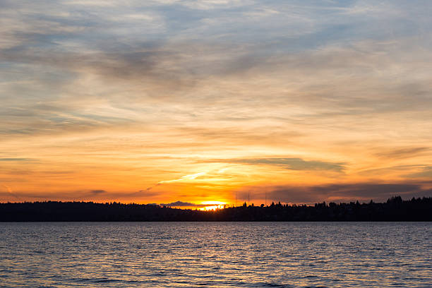 istock Beatiful sunset over Lake Washington near Seattle 482072561