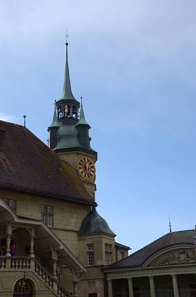 旧クロック尖塔スイスの - clock switzerland swiss culture fribourg canton ストックフォトと画像