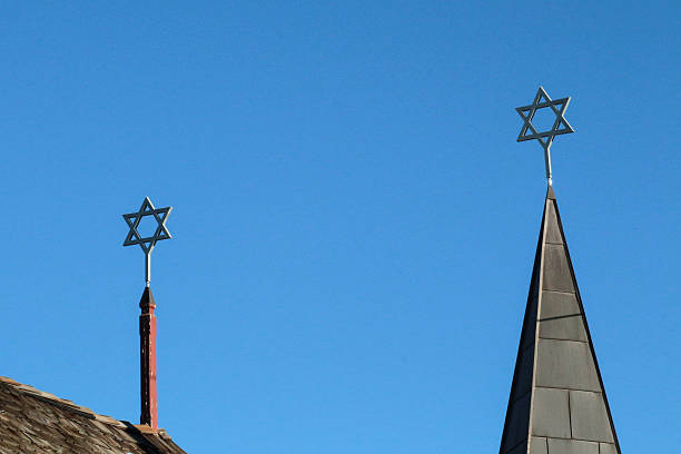istock Spires with the Star of David on a Synagogue 482087528