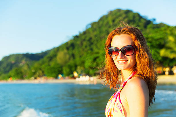 istock Women against sea 482097693