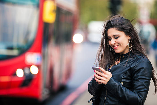 istock Waiting the bus in London 482099828