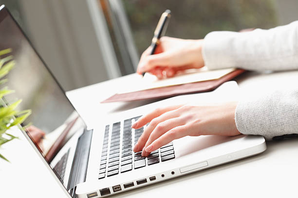 istock Close-up of businesswoman's hand 482101323