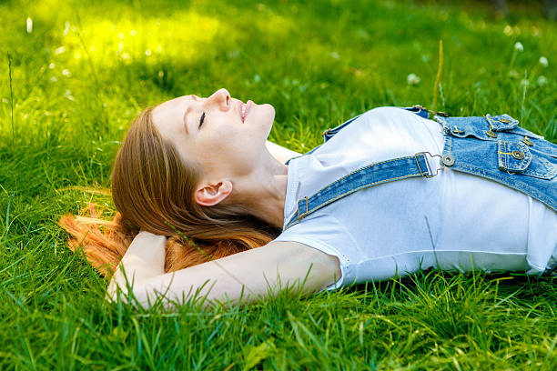 istock Beautiful smiling red-haired young woman 482105320