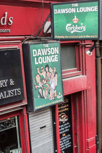 Smallest Pub In The World Dublin Smallest Pub In The World Dublin