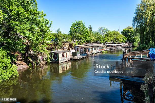 Clubszene In Berlin Stockfoto und mehr Bilder von Berlin - Berlin, Fluss, Lokal