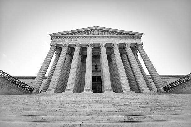 usa.  sąd najwyższy - legal system us supreme court column washington dc zdjęcia i obrazy z banku zdjęć