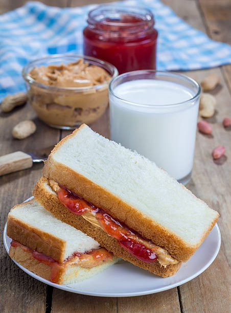 istock Sandwich with creamy peanut butter and strawberry jam 482156466