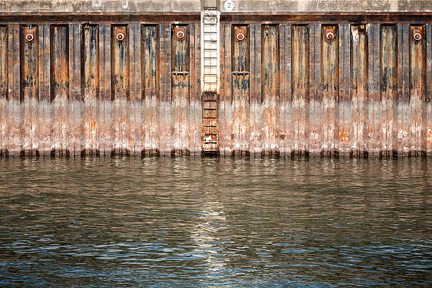istock Sheet pile wall in the harbor 482169646