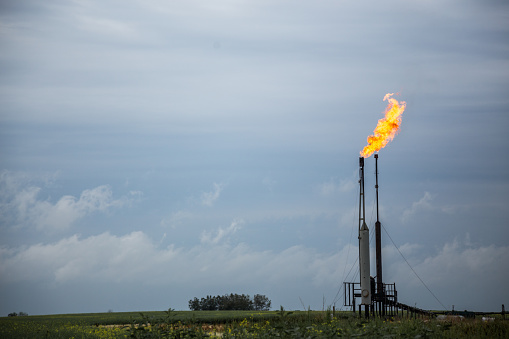 Gas Oilfield toque photo