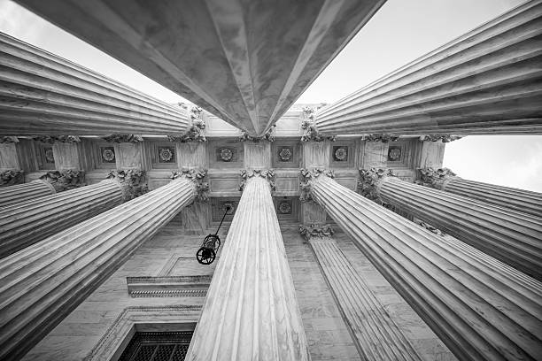 컬럼-미국 supreme court - ionic column neo classical classical greek 뉴스 사진 이미지