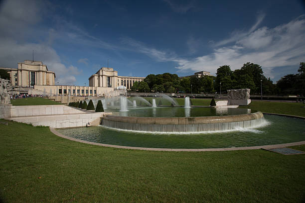 istock Trocadero Fountain - Stock image 482241674