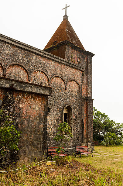 istock Abandoned christian church 482287990