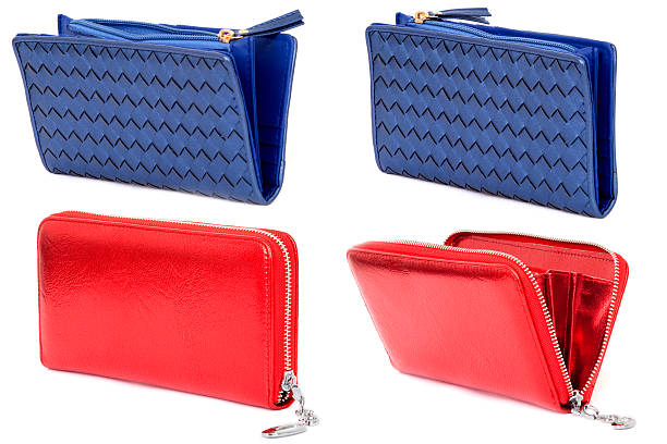 istock Woman handbag 482313463