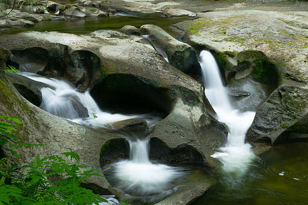 istock Kanaka Creek waterfalls 482317800