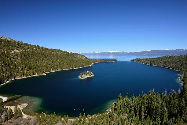 istock Emerald Bay - Lake Tahoe 482320689