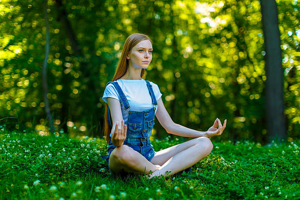 istock Beautiful smiling red-haired young woman 482325976