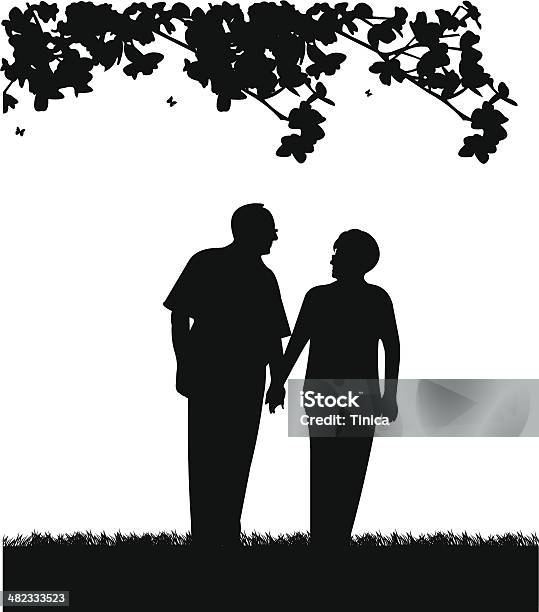 Schöne Pensionierte Senioren Paar Walking Im Park Stock Vektor Art und mehr Bilder von Kontur - Kontur, Alter Erwachsener, Senioren - Männer