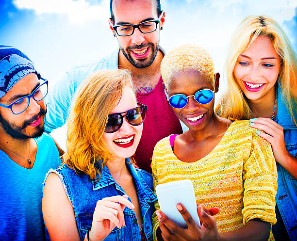 istock Diverse Summer Friends Fun Bonding Smart Phone Concept 482333970