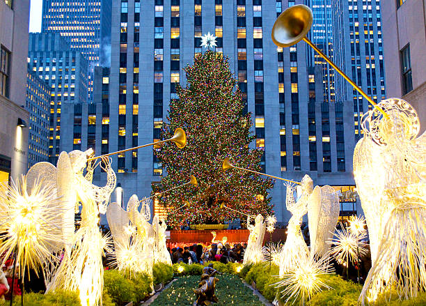 New York, USA,16 Dec 2020. A very tall Christmas tree decoration