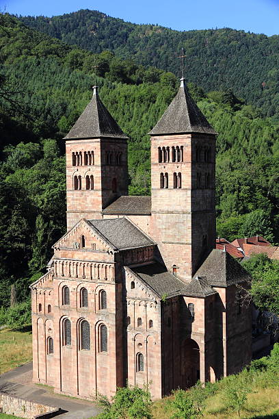 abbaye de murbach, alsace - murbach photos et images de collection