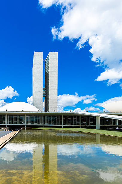 congresso nacional do brasil em brasília, brasil - national congress building imagens e fotografias de stock