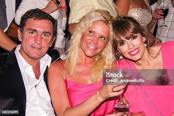 Coki Ramirez Nazarena Vélez Y Fabián Rodríguez Foto de stock y más banco de imágenes de Adulto joven - Adulto joven, Asentamiento humano, Celebración - Ocasión especial