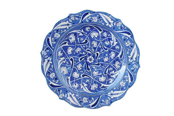 placca decorativa - plate blue dishware white foto e immagini stock