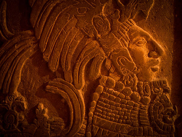 mayan sculpture - sculpture produit artisanal photos et images de collection