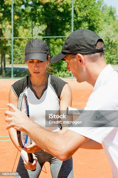 Lezione Di Tennis - Fotografie stock e altre immagini di Tennis - Tennis, Imparare, Istruttore