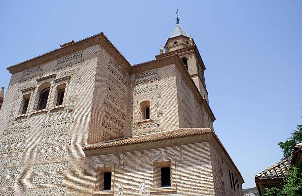 chiesa di santa maria in alhambra a granada, spagna - santa maria church foto e immagini stock