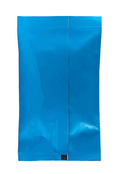 istock Sealed aluminum sachet on white background 482470785