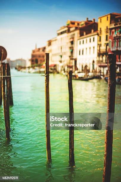 Gondolas На Канал Гранде В Венеции — стоковые фотографии и другие картинки Без людей - Без людей, Вапоретто, Венето