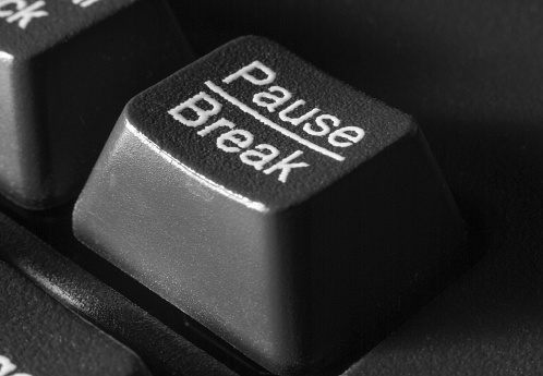 key pause/break on the computer keyboard