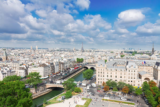 istock skyline of Paris, France 482506536