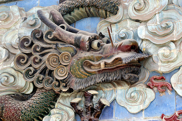 istock The mighty vivid Chinese Dragon 482512301