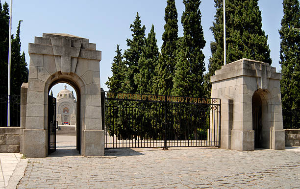 istock Serbian Cemetery - Zeitenlik 482512335
