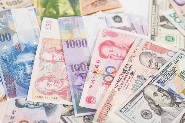 istock International currencies banknotes 482515804